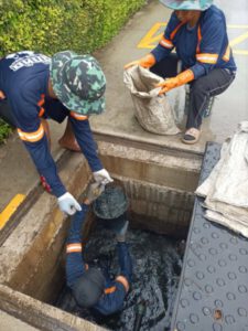 รับจ้างลอกท่อราชาเทวะ